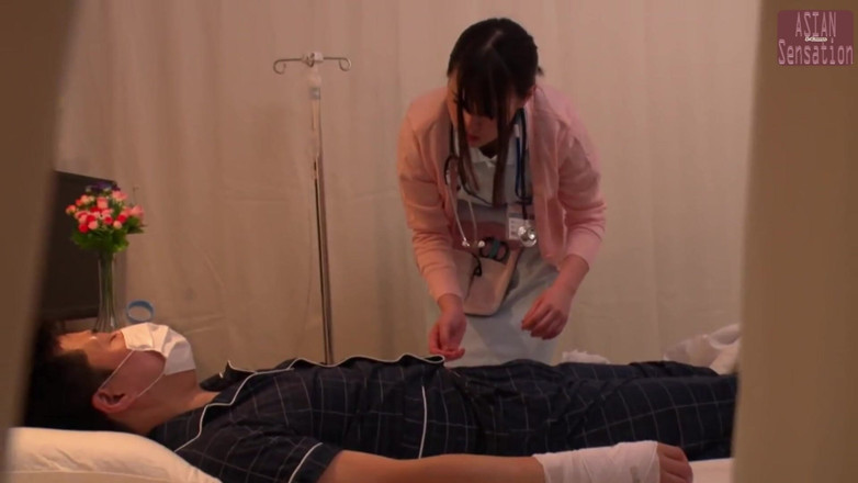 J-Cams: A Kindhearted Nurse Gently Helped Me Through an Awkward Moment...