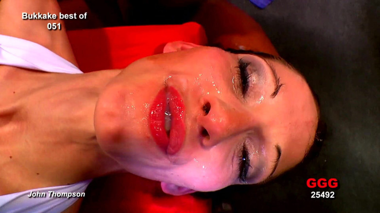 Fuck Cumshot Party: Ggg John Thompson - Blonde Slut Sucks Cocks in Wild Bukkake...