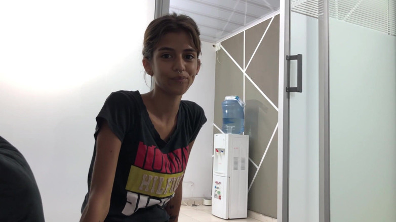 TUflacasex: Aku nggak bisa masturbasi di rumah lagi tanpa mergokin adik...