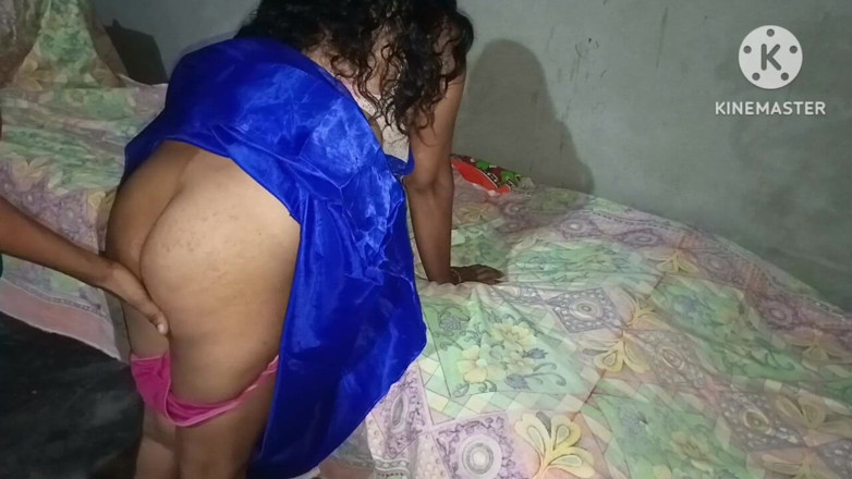 Kavita69: Sexy indická nabour dívka saje ptáka tak dobře a proplácí...