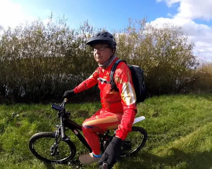 Andy: Plimbare cu bicicleta