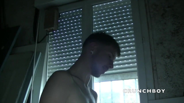 BAREBACK FUCK CLUB: James follada a pelo por Mika su amiga