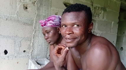 Creamyshuga: Když odpočíval z farmy, tak se začal dotýkat své manželky,...