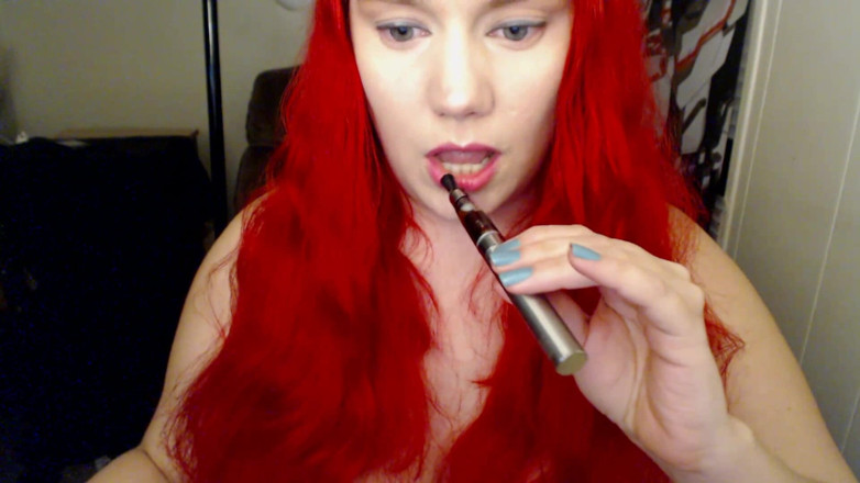 Scarlet Vixen: Tosse mentre gioca! (wmv)