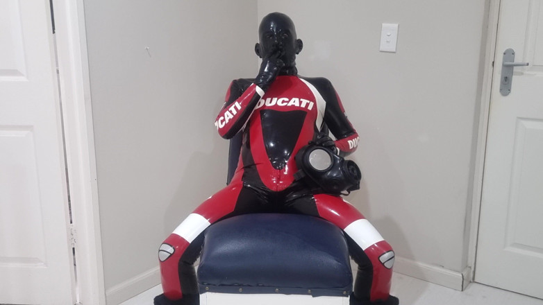 Athos: Ducati Latexová sekvence ovládání dronem
