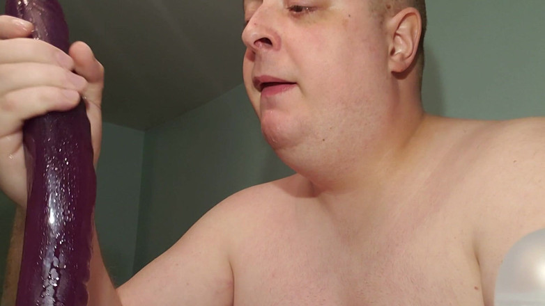 Charlieboy69: Глибокий заглот ділдо