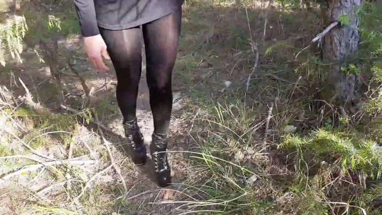 LauraOnHeels: Vysoké podpatky a Procházka v lese