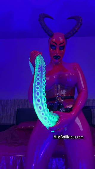 Miss_Fetilicious: Vítejte v pekle