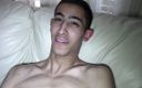 Crunch Boy: Người đẹp Ả Rập straigth bị đồng tính Ả Rập bú