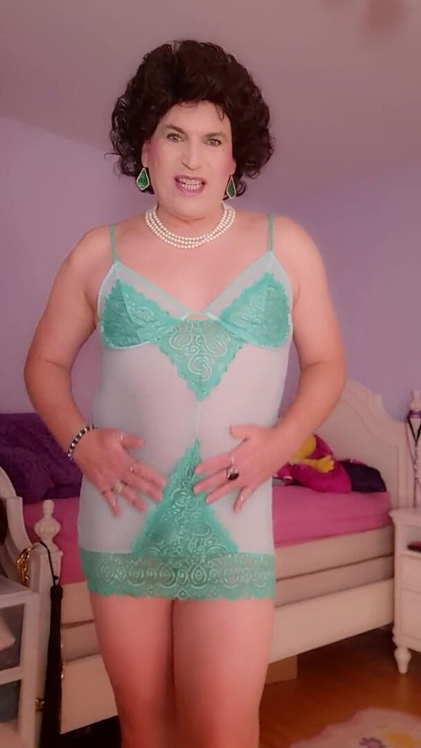 Victoria Lecherri: I want to wear this for you!