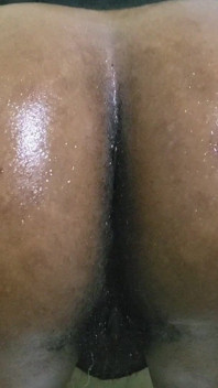大屁股女王与大屁股带来狂野的激情