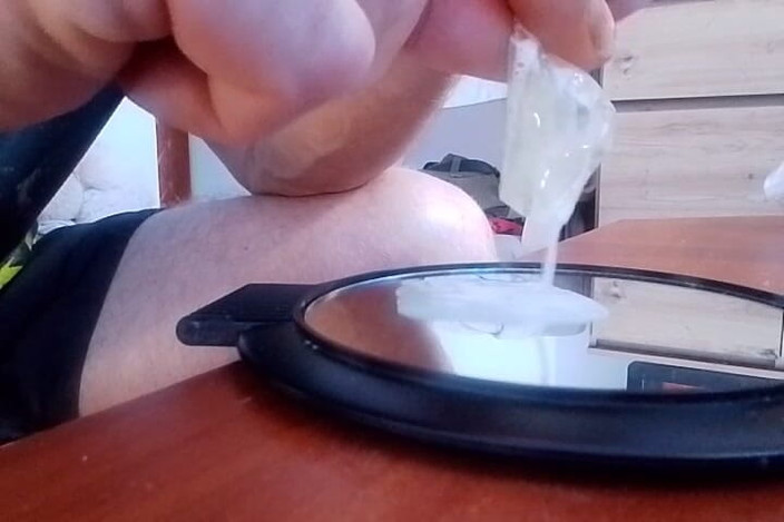 AukasZ1980: 小猫喝牛奶