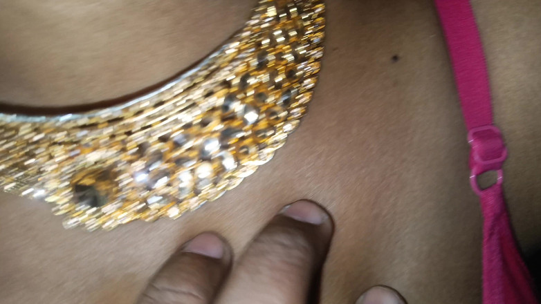 Inba: Adik yang udah nikah berbagi ranjang sama abang tirinya