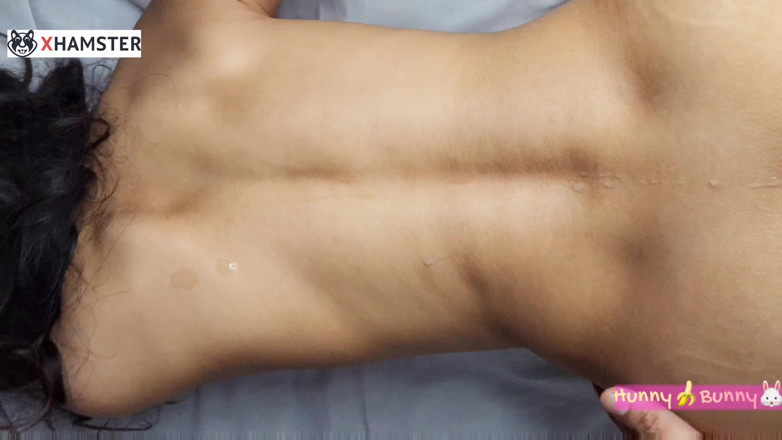 HunnyBunny: Sex cu filmare de acasă cu bonă sexy