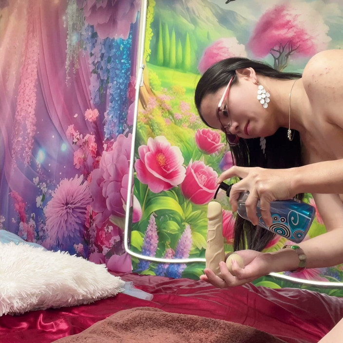 sweethanajapanese: Fuck Me From Behind so Wet Mess