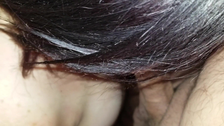 SexyNEBBW: Sexy bella donna figa cremosa e un viso gigante
