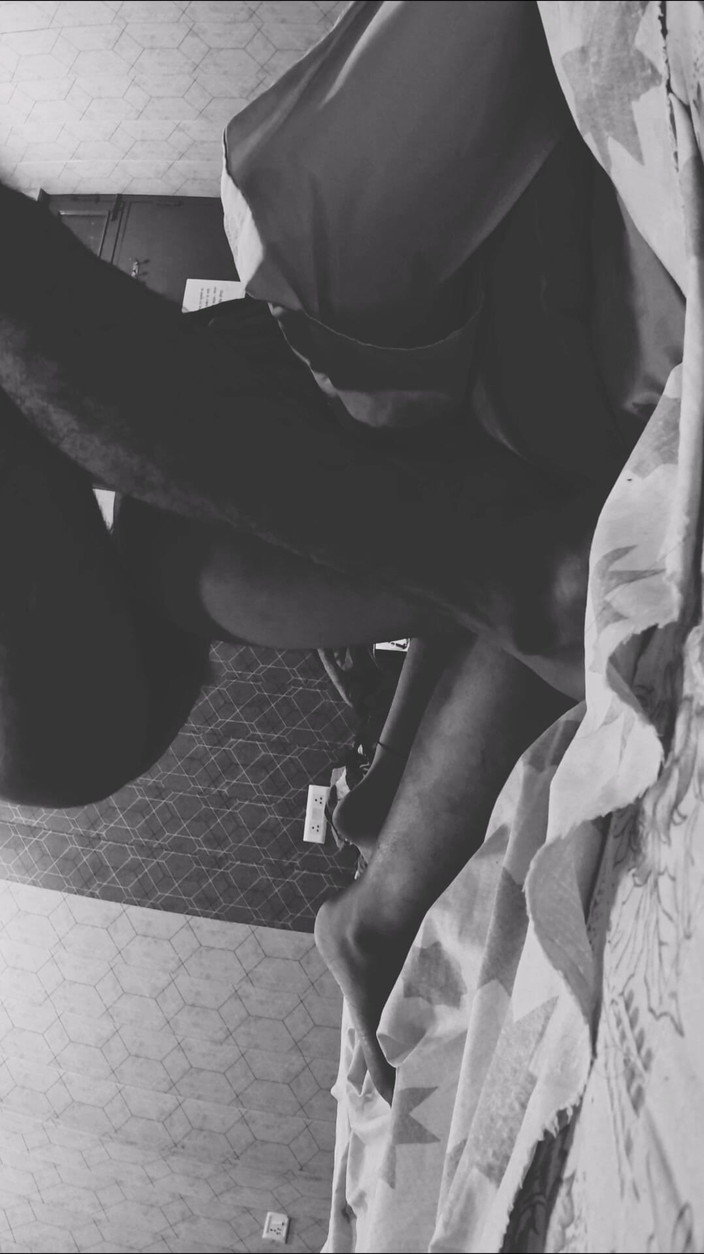 Rishi: Gaff menghisap zakar lembu jantan