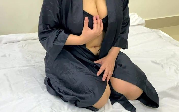 Faustina Pierre: 大きなお尻の義理の妹はとても疲れていたので、私は彼女に性感マッサージをし、彼女のセクシーな体を非常に滑りやすくしました、彼女は私のチンポを吸いました