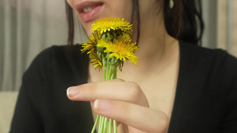 AmayaMori: Sneeze After Sneeze and I Couldn T Stop Myself