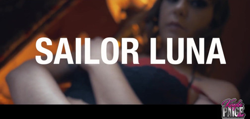 Kayla Paige: Lesbiană curvă suge cu Kayla Paige și Sailor Luna!