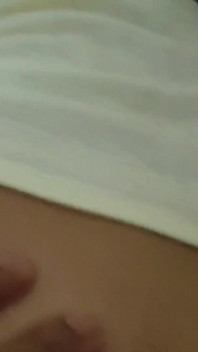 Första gången med en femboy