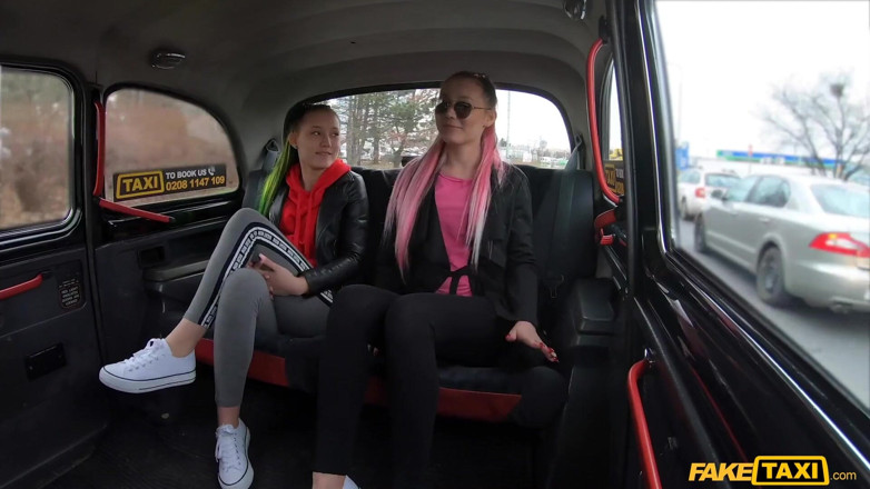 Fake Taxi: Fake Taxi - Ges, meilleures amies blondes coquines, se font baiser...