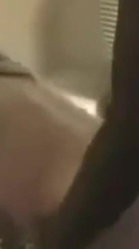 Závislost na BBC - 100% amatérská a domácí porno videa. MILfky závislé na BBC a interracial šukání