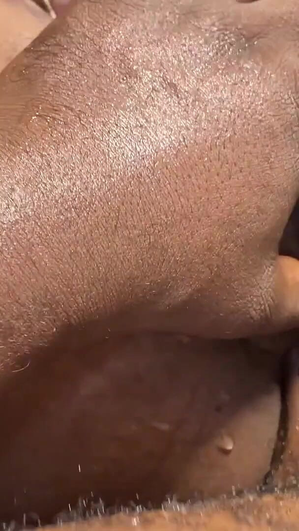 Thursdayborn1: African Ebony Wears No Panties When I Entered Her Room
