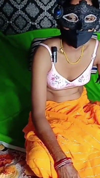 Gorąca Bhabhi Surprice 7-calowy smok kondoma jebanie mała cipka i cieszyć się z Darty Talking