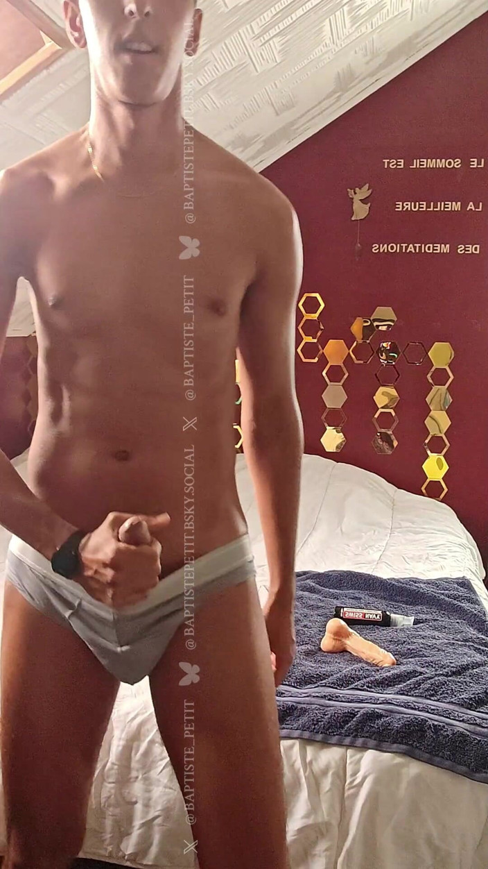 baptiste_petit: The Good Old Dildo