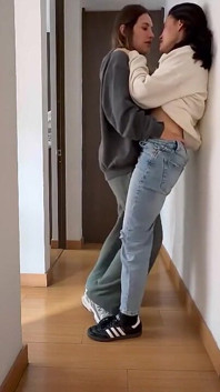 フェティッシュを楽しむ女性たち