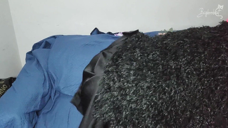 BigBoobCat: Ein Maskiertes Wunderwerk: Meine Großen Natürlichen Titten Und Mein Solo-vergnügen...