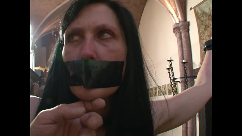 Absolute BDSM films - The original: Keseronokan yang memalukan submisif dalam perhambaan yang ketat