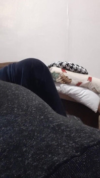 Schneller lesbensex auf dem bett