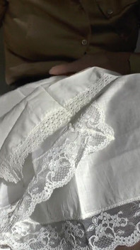 Cumming Training: Cum on My White Lace Handkerchief, Lady Victoria Valente