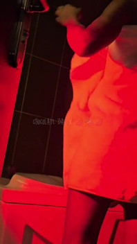 Im Such a Dirty Slut!! I Let the Jaccuzzi Jets Fuck Out My Pussy Till I Cum!!