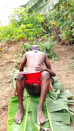 Porchey: Perfora el culo de perra con una polla de 12 pulgadas