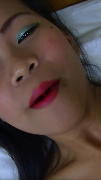 존나게 쪼이는 보지로 호텔에서 몰래 따먹히는 마른 일본 밀프 Stephanie
