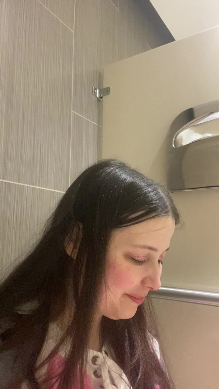 MissChrystalline: Unplanned but a Very Welcome Orgasm
