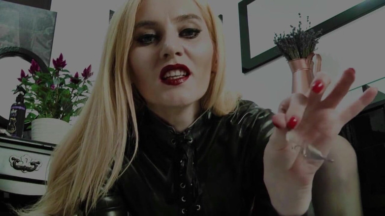 Goddess Celine: Finanzielle Sucht