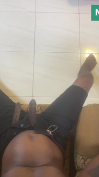 Nenek yang malas nyepong dan ngentot kontol besar pria kulit hitam sampai dia muncrat