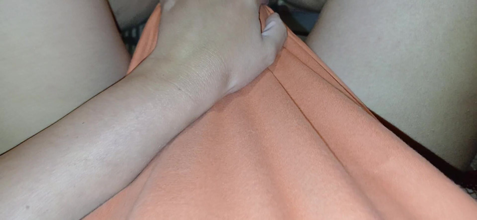 Lesbian-candys: Fotto la mia vicina in bocca sotto la mia maglietta