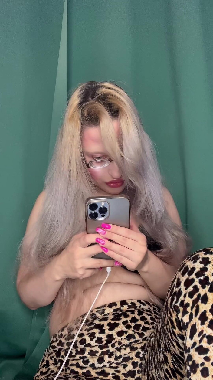 FinDom Goaldigger: Uwielbiam sesję kamerze uzależnień część 2