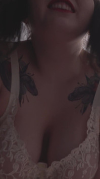 A Girl in a College Uniform Likes to Kick You!