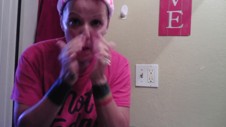 Abby Anna: Facial esfregando lavando segredo