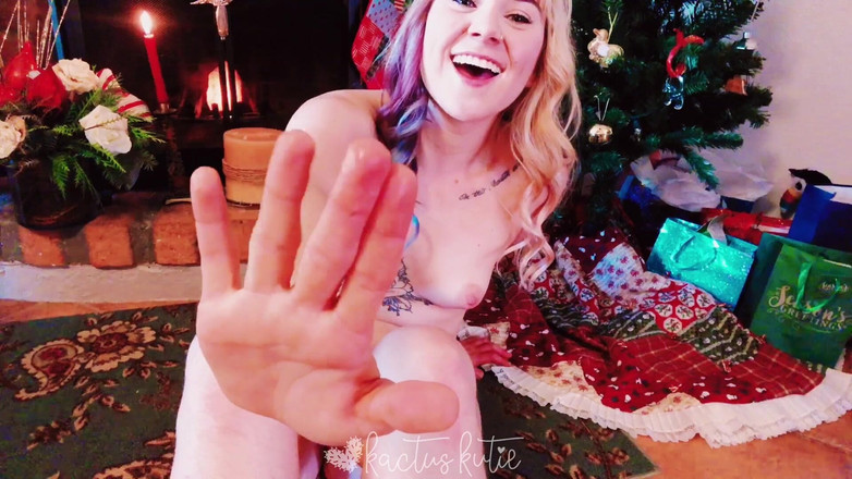 kactus kutie: Kactus Kums dưới gfe cây kristmas