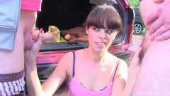 Killergram: Alternatywna brytyjska brunetka idzie na brudną przygodę na pieska, ponieważ...
