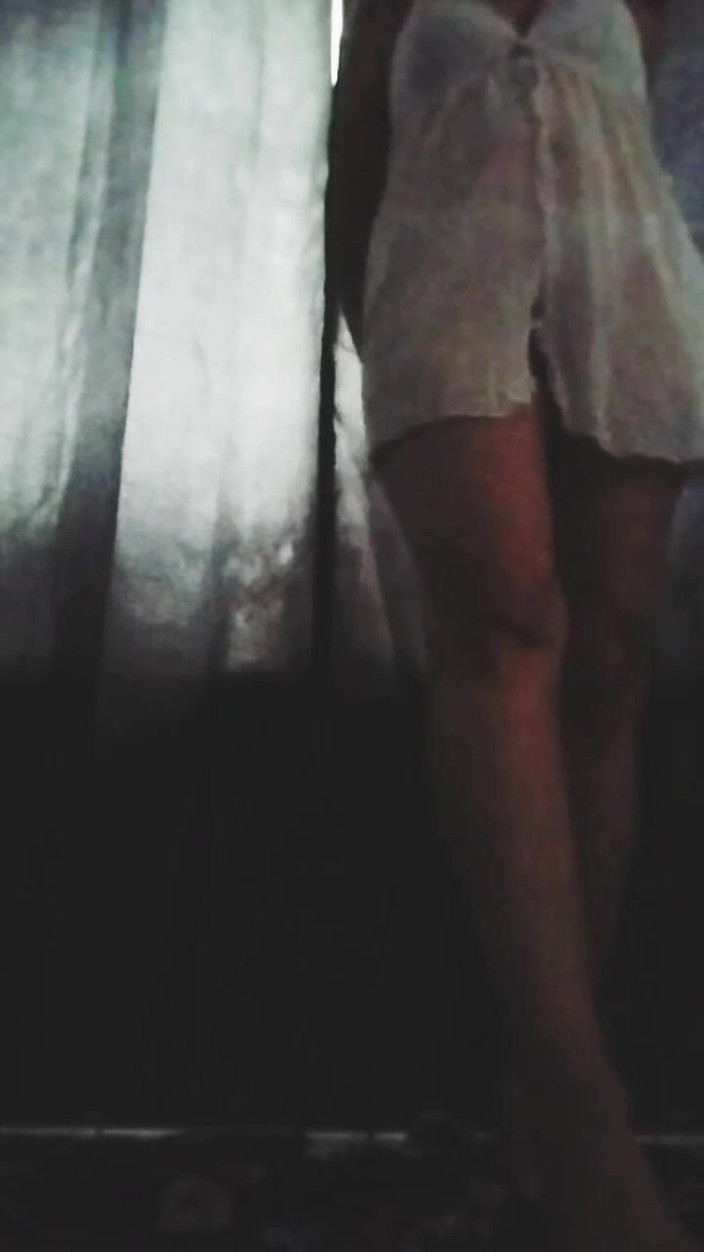 SexyRedhead: 아내가 음탕하게 춤을 춘다