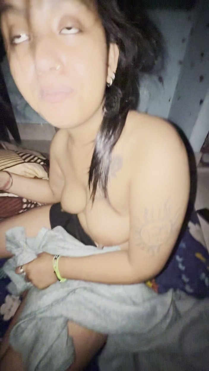 Nisha spa girls: Blowjob, Sexy Mädchen