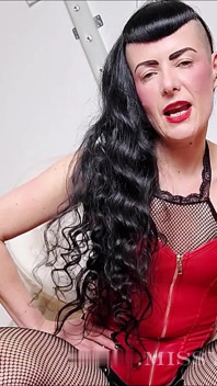 大鸡巴在你的嘴里和屁股里！